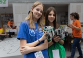 Nasi studenci ściągnęli fanów robotyki z różnych stron świata